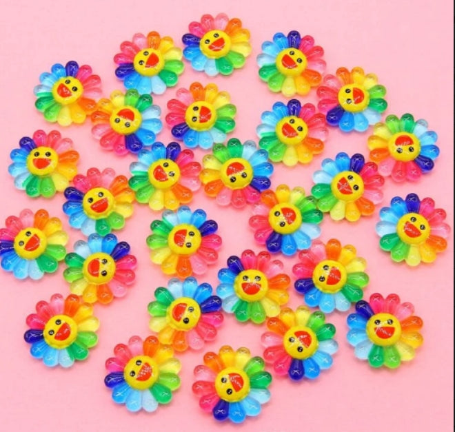Smiley Flower Charm 2pck