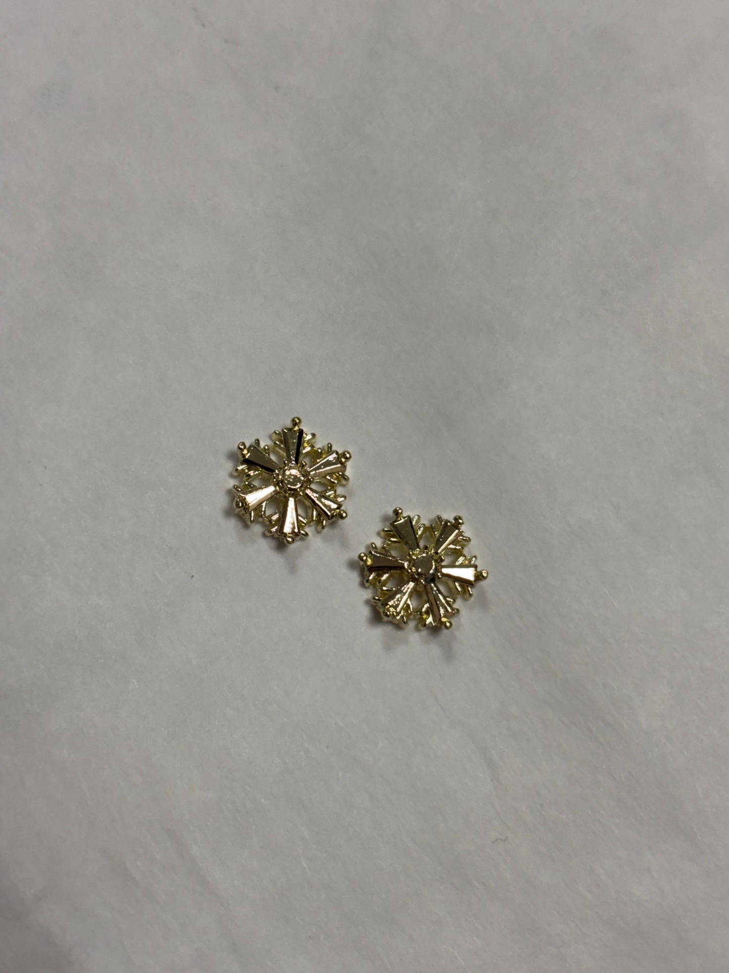 Metal Snowflake #2 Charms Gold 2pc