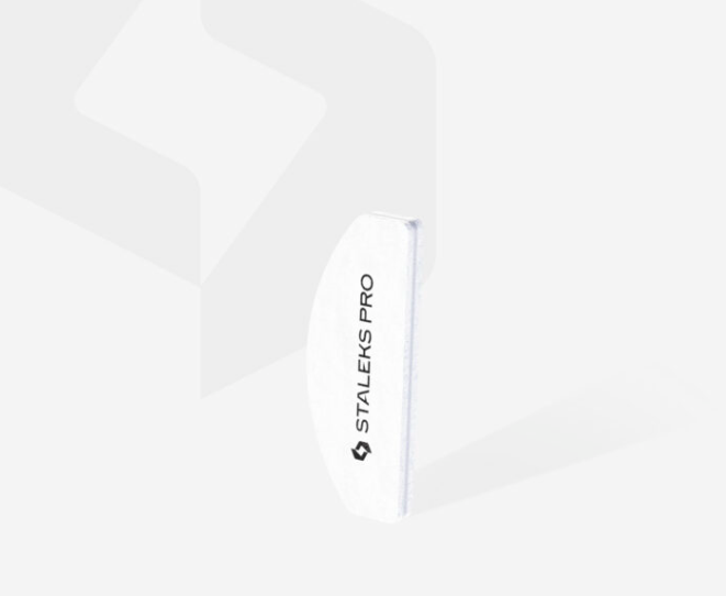 PQ-11/2 Poussoir manucure avec manche en silicone « Gummy » UNIQ 11 TYPE 2 (poussoir incliné + anneau)