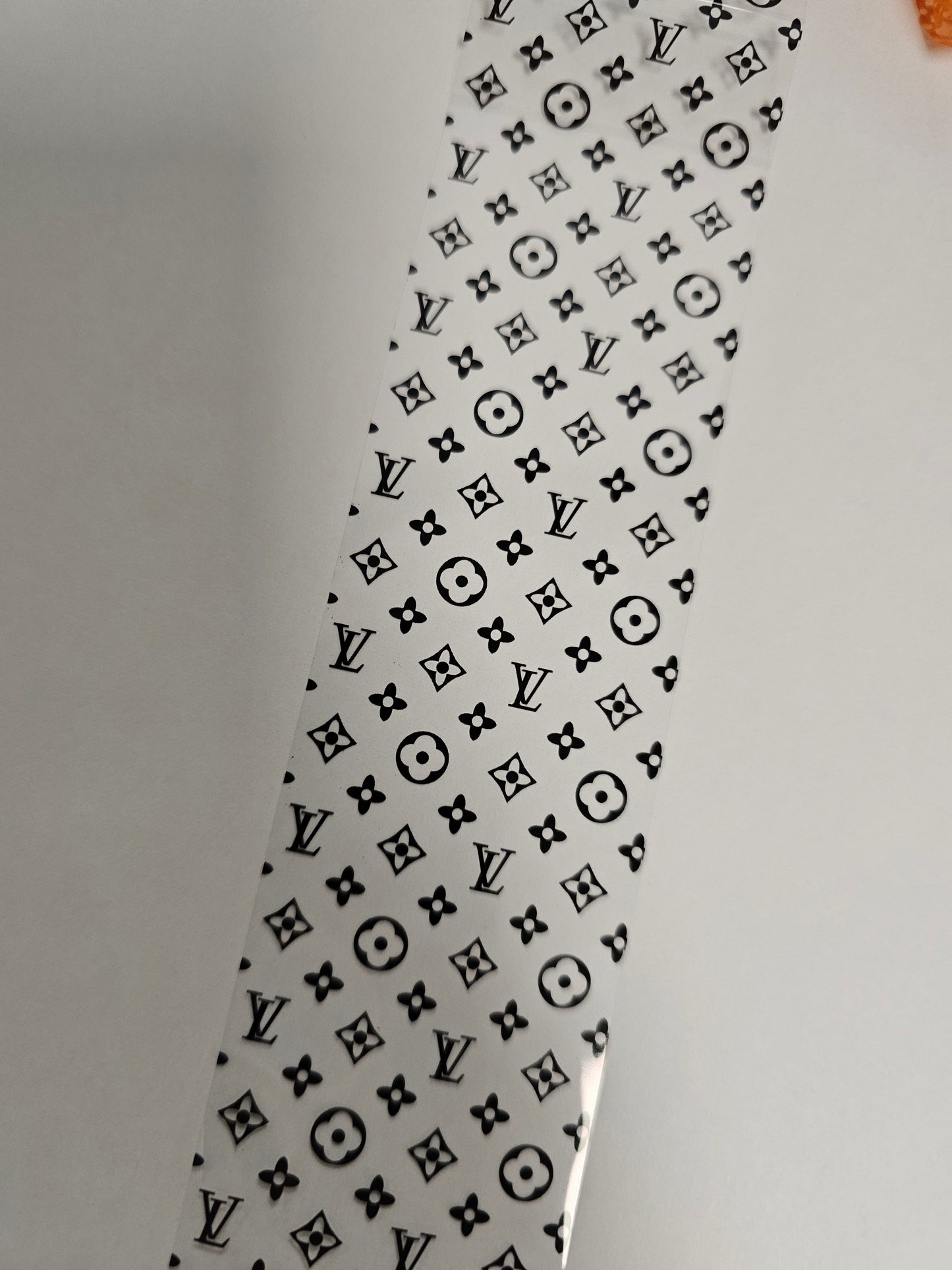 Louis Vuitton Foil Black 002