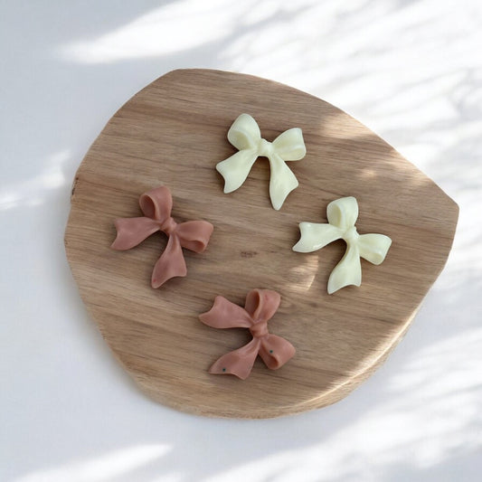 Blush/ White Bows Plastic Charms 4pc