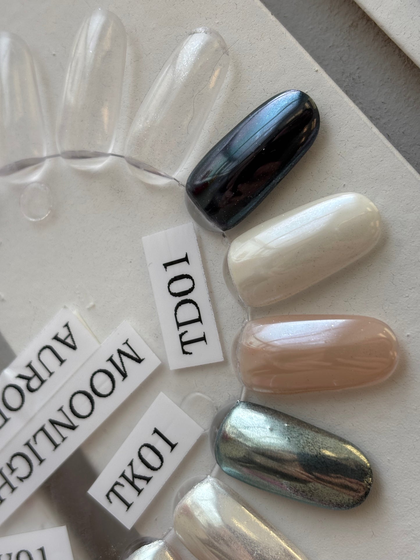 Aurora Moonlight Chrome TD01 (White Pearl)