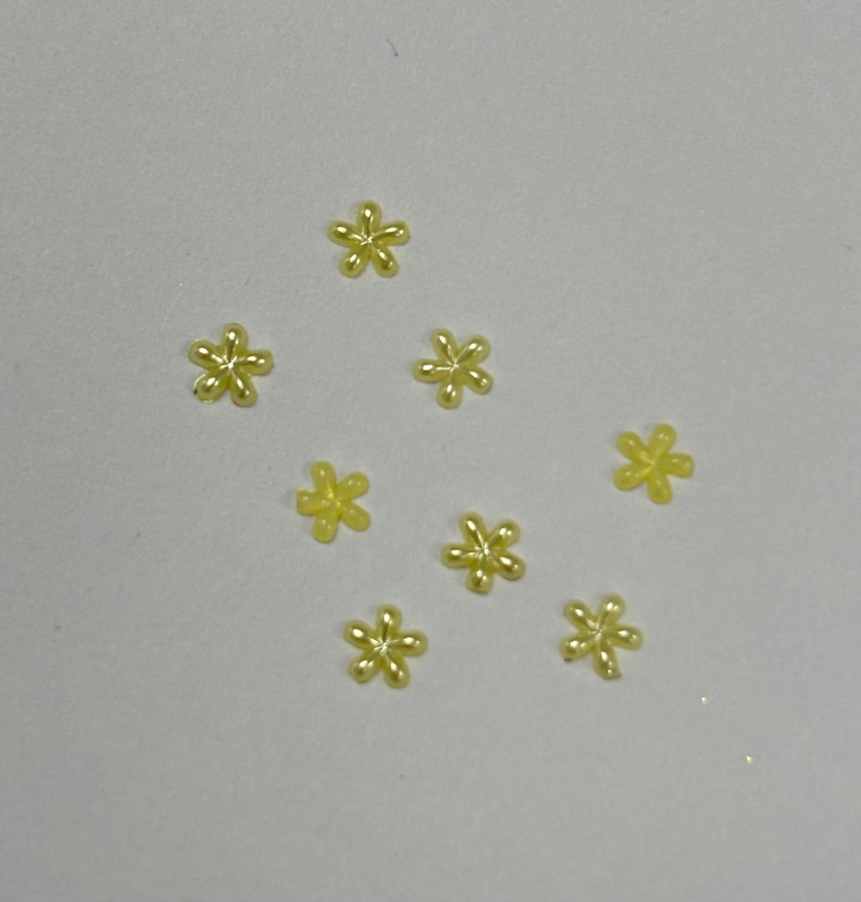 Yellow Flower Charms (Plastic)