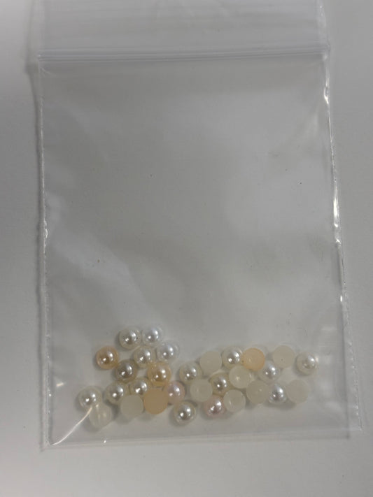 White & Off White Mix Pearl Charms 30 pc 4mm