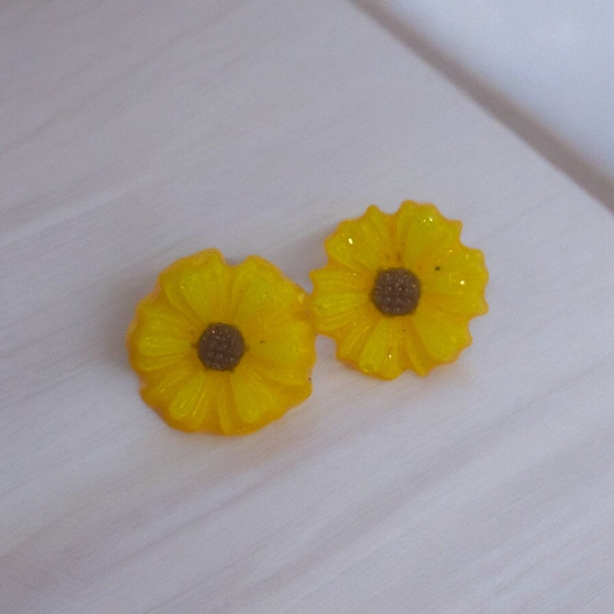 Flower Charms Yellow With Brown Center