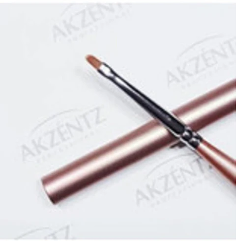 Akzentz Art Mini Oval Brush #8