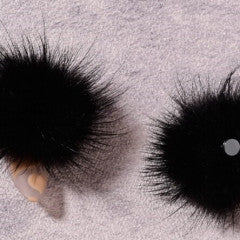 pom pom Black