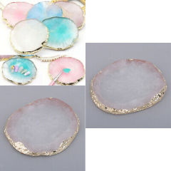 white resin round plate